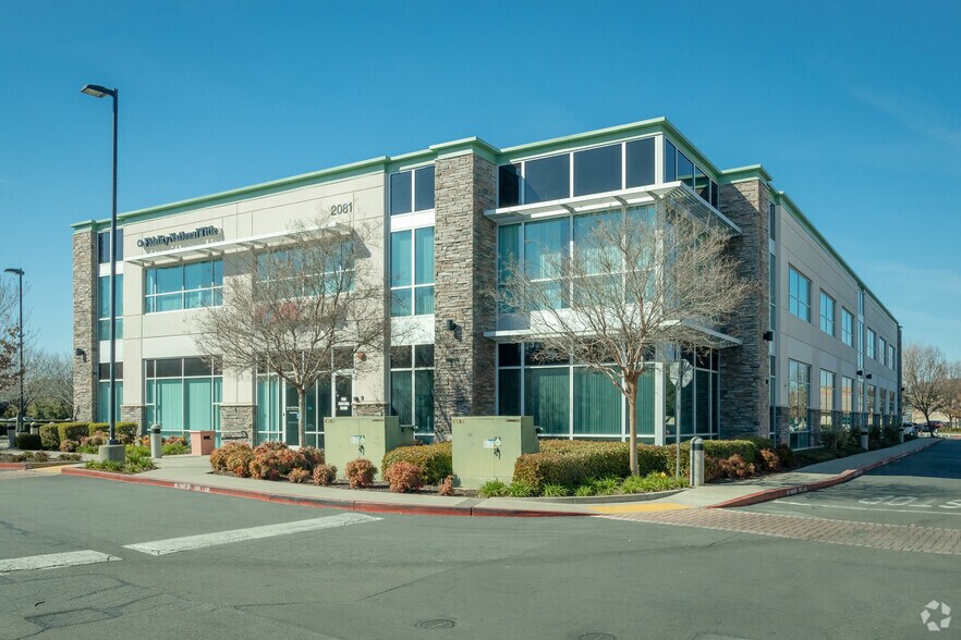 2051-2087 Arena Blvd, Sacramento, CA à louer - Photo du bâtiment - Image 2 de 5