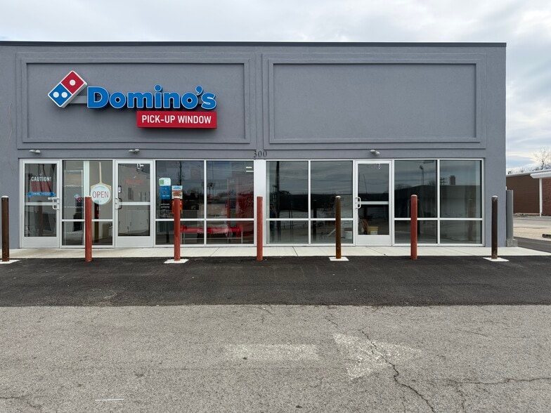 300 W Main St, Lebanon, KY for lease - Primary Photo - Image 1 of 6
