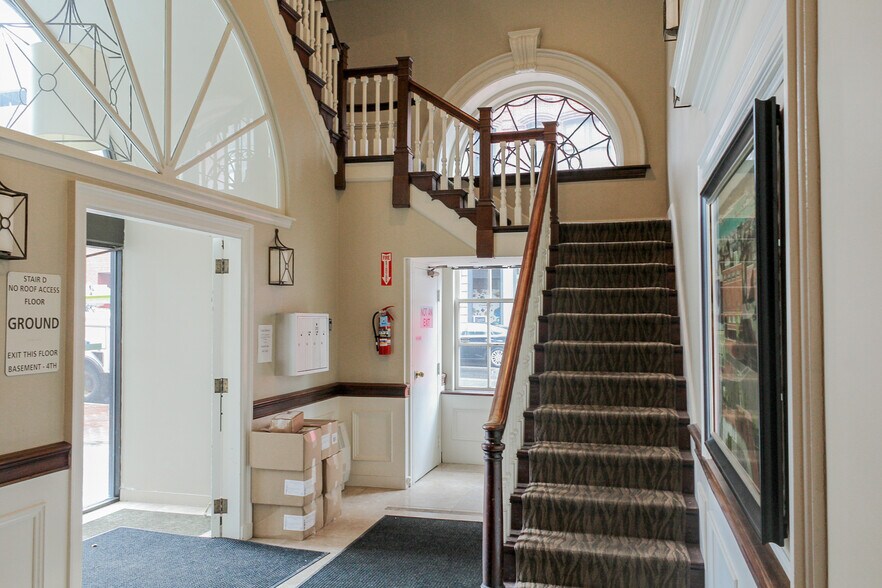 188 Middle St, Portland, ME à louer - Hall d’entrée - Image 2 de 7