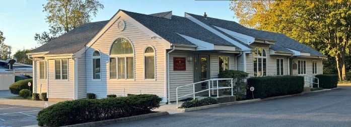 671 Montauk Hwy, Bayport, NY for sale - Building Photo - Image 1 of 11