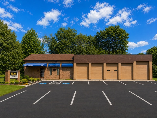 818 S Arch Ave, Alliance, OH for sale - Building Photo - Image 3 of 5