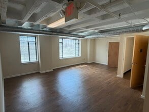 1405 Pine St, Saint Louis, MO for lease Interior Photo- Image 1 of 12