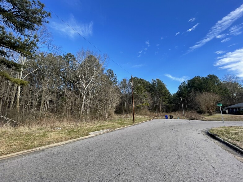 1524 Bacon, Durham, NC for sale - Primary Photo - Image 1 of 1