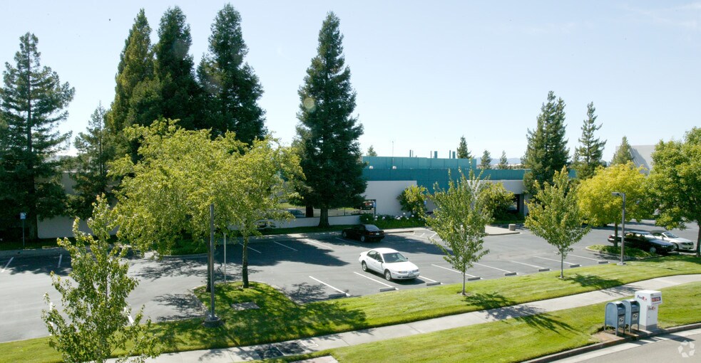 2331 Circadian Way, Santa Rosa, CA à vendre - Photo principale - Image 3 de 4