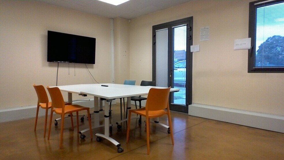 Avenue De La Fleuride, Aubagne for lease - Interior Photo - Image 2 of 6