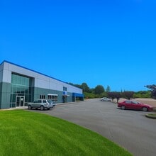 3077 20th St E, Fife, WA for lease Interior Photo- Image 2 of 9