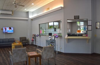 437 E Main St, Gallatin, TN for lease Interior Photo- Image 2 of 8