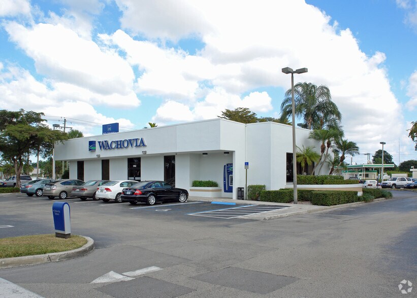 9162 Glades Rd, Boca Raton, FL à louer - Photo principale - Image 1 de 2