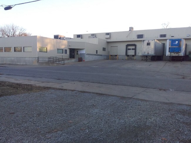 More details for 5706 Troost Ave, Kansas City, MO - Industrial for Lease