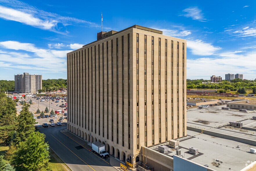 2323 Riverside Dr, Ottawa, ON for lease - Building Photo - Image 2 of 3