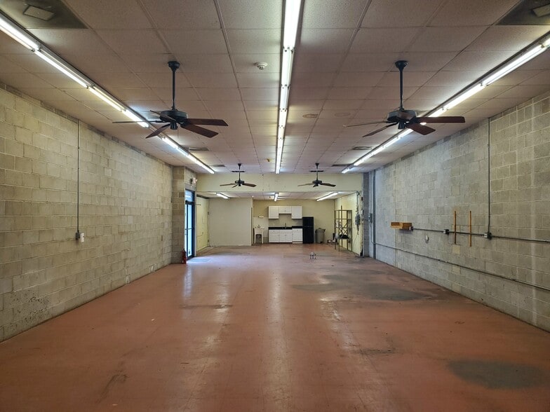 44 Main St, Farmingdale, NJ à louer - Photo intérieure - Image 3 de 8