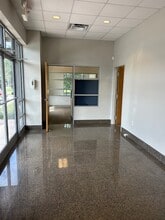 3111 Kitty Hawk Rd, Wilmington, NC for lease Interior Photo- Image 2 of 14