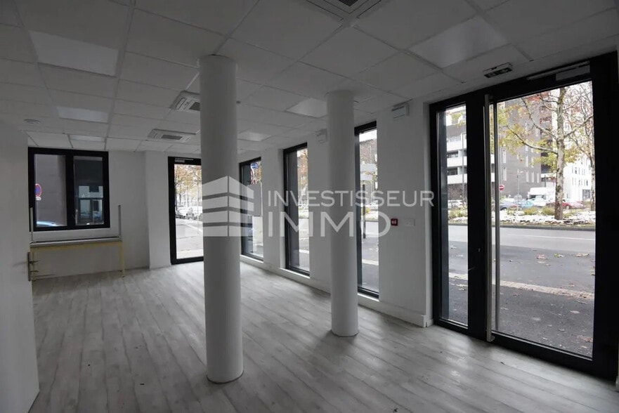 Commerce de détail dans Paris à vendre - Photo intérieure - Image 2 de 6