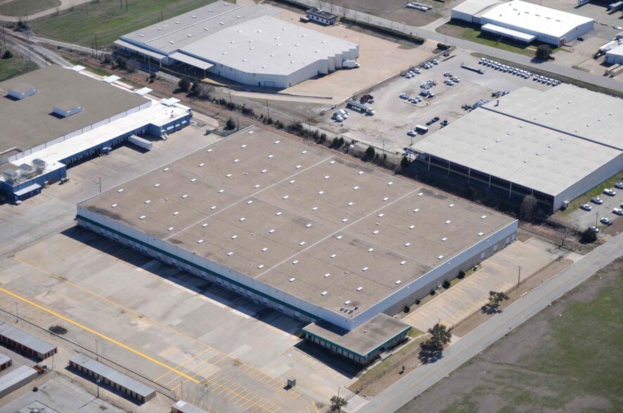 1701 Timberlake Dr, Arlington, TX à louer - Aérien - Image 3 de 7