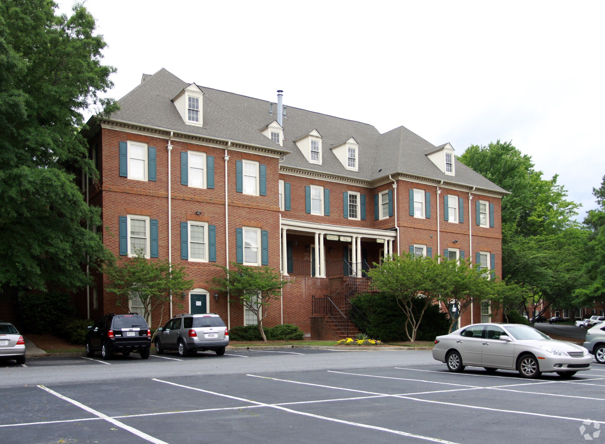 3562 Habersham At Northlake, Tucker, GA à louer Photo du bâtiment- Image 1 de 5