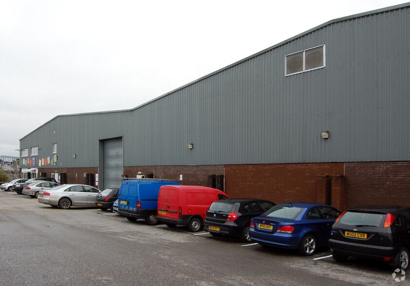 Haxter Clos, Roborough à louer - Photo du bâtiment - Image 3 de 7