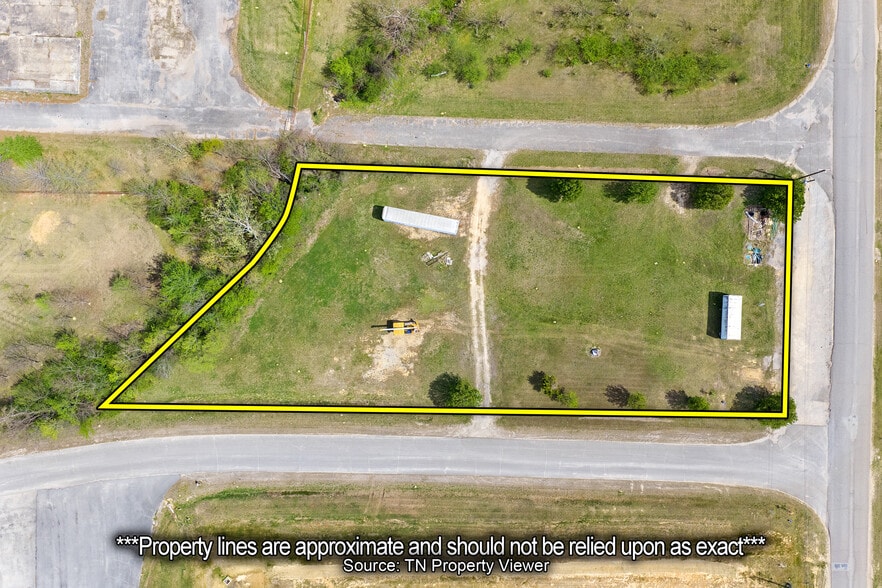 0 9th Street, Parsons, TN for sale - Building Photo - Image 3 of 12