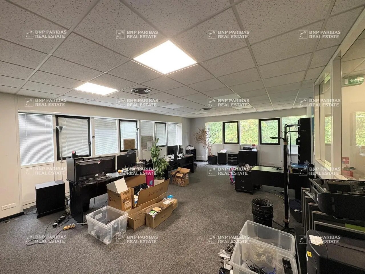 1 Rue De Terre Neuve, Les Ulis for sale Interior Photo- Image 1 of 6