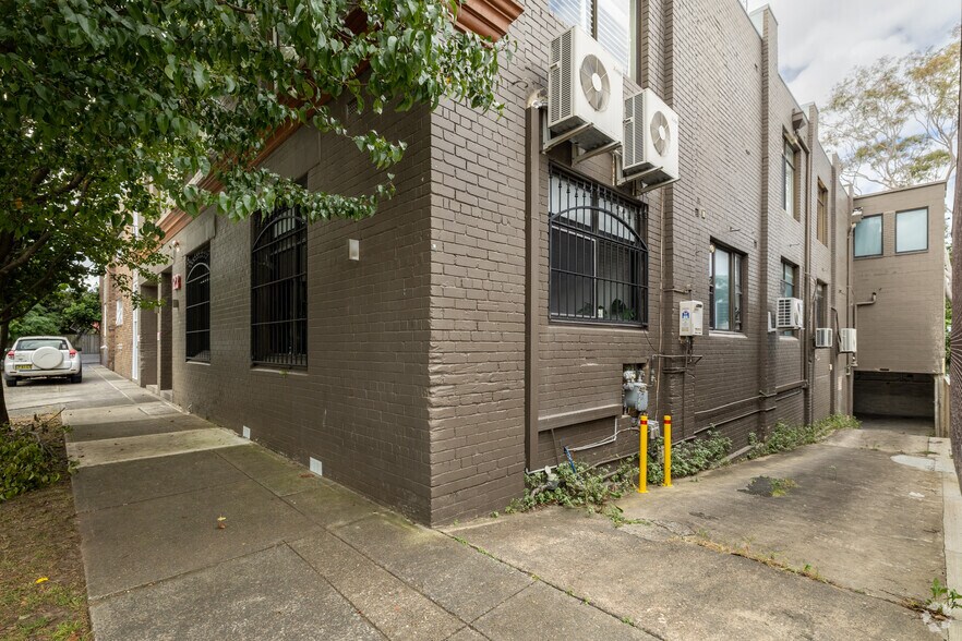 22 Fred St, Lilyfield à louer - Photo du bâtiment - Image 2 de 6