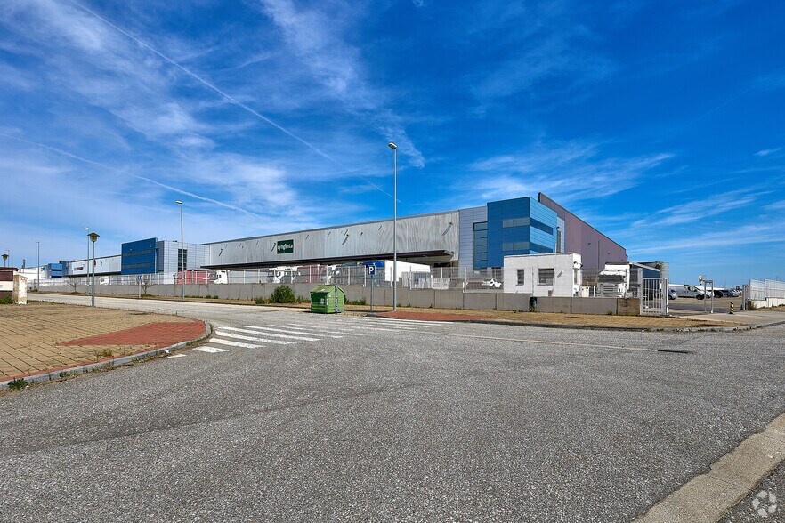 Calle del Parque Logístico, 1 B, Carmona, Sevilla for lease - Primary Photo - Image 1 of 11