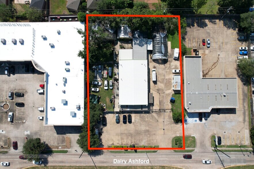 2920 Dairy Ashford Rd, Houston, TX à vendre - Photo du bâtiment - Image 3 de 57