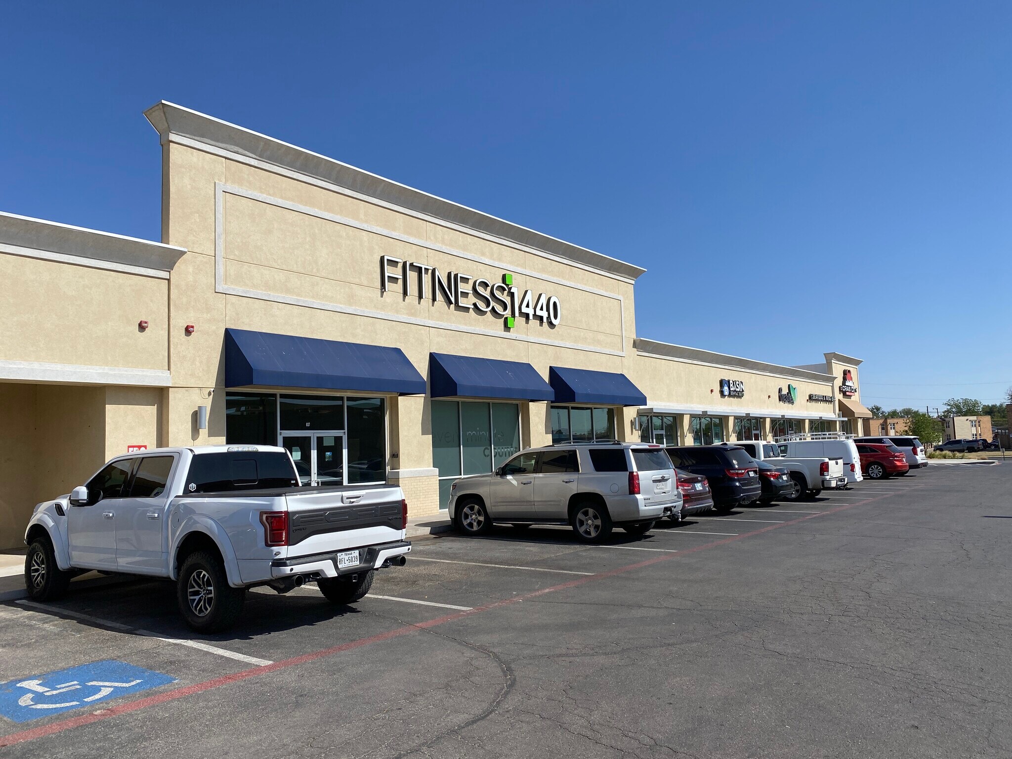 625 E 42nd St, Odessa, TX à louer Photo du bâtiment- Image 1 de 13