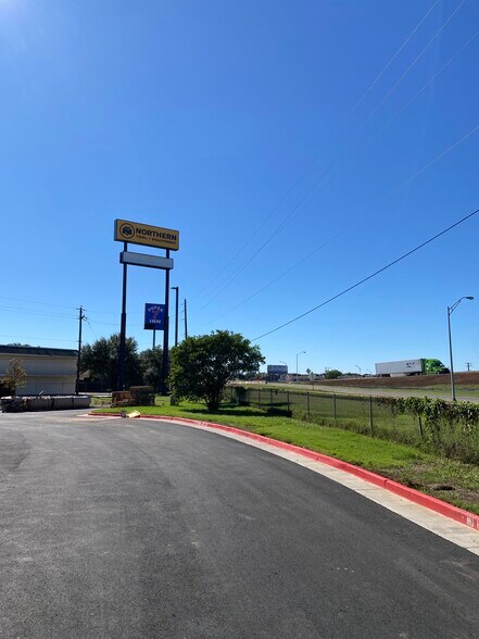 200 John Wesley Blvd, Bossier City, LA à vendre - Photo du bâtiment - Image 2 de 3