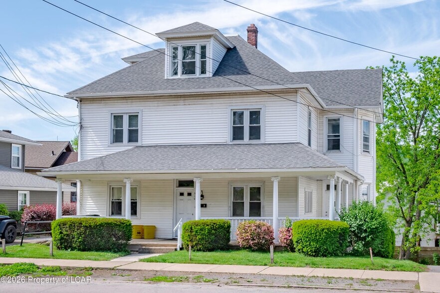 310 E Main St, Nanticoke, PA for sale - Building Photo - Image 1 of 91