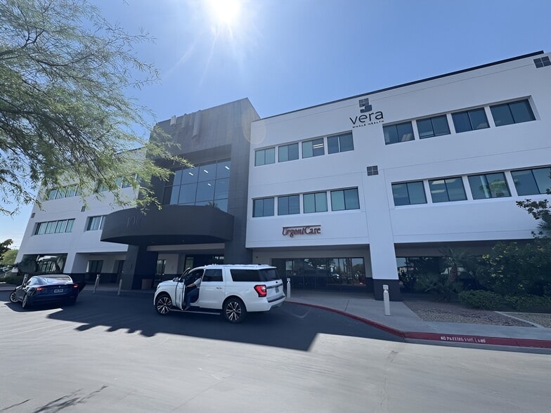 100 N Green Valley Pky, Henderson, NV for lease - Building Photo - Image 2 of 8