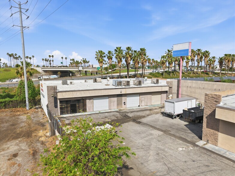 1286 S E St, San Bernardino, CA à vendre - Photo du bâtiment - Image 3 de 21