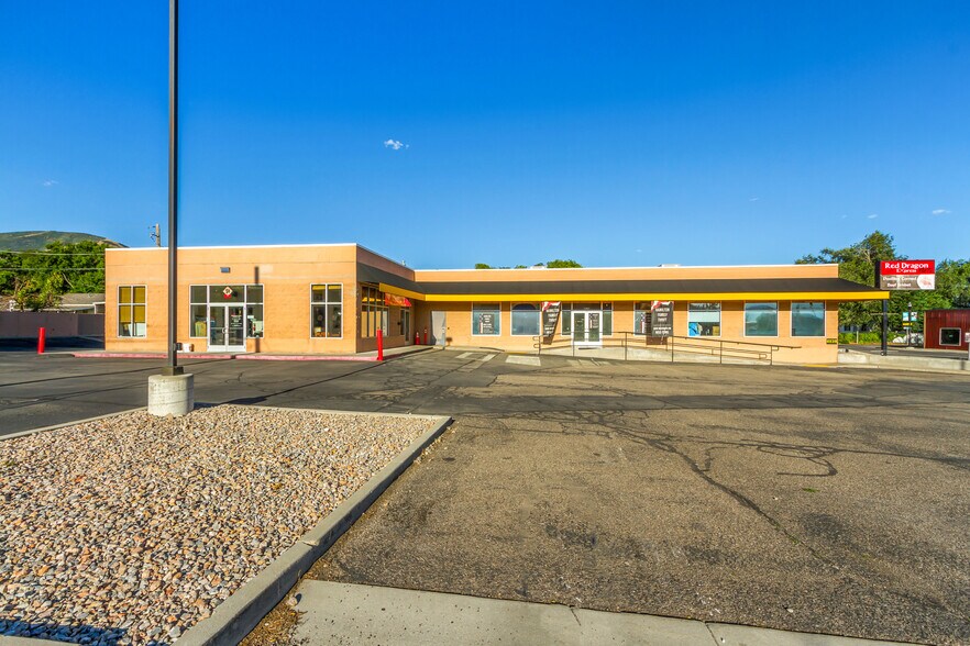 8555 Magna Main st, Magna, UT à louer - Photo principale - Image 1 de 25