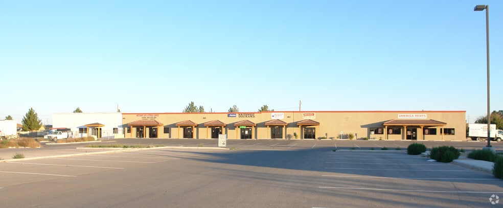 1275 Anthony Dr, Anthony, NM for sale - Primary Photo - Image 1 of 40