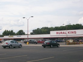 Evansville Shopping Center - Station d’essence