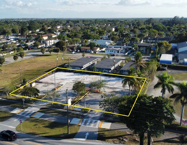 Plus de détails pour 941 W Palm Dr, Homestead, FL - Terrain à louer