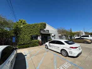 331 Pine St, Ripon, CA for lease Interior Photo- Image 1 of 8