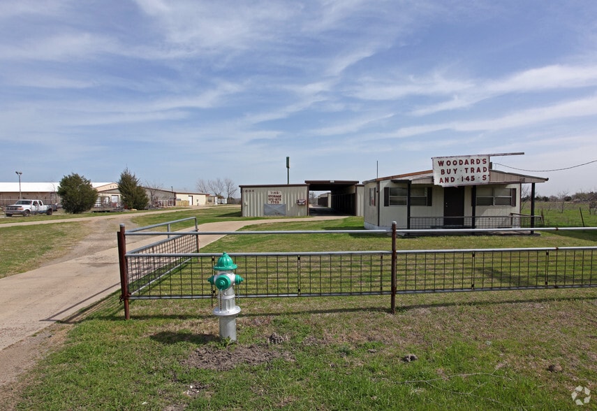 1004 S Interstate Highway 45, Ennis, TX à vendre - Photo du bâtiment - Image 1 de 4