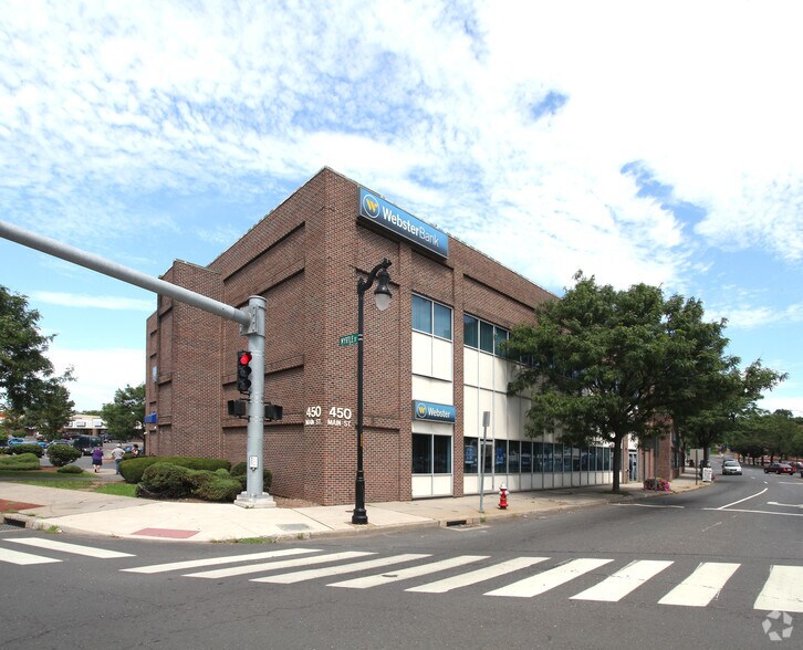 45-105 Myrtle St, New Britain, CT à louer - Photo du bâtiment - Image 3 de 6