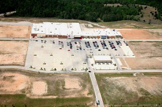 Plus de détails pour Interstate 45 Hwy, Huntsville, TX - Vente au détail à louer