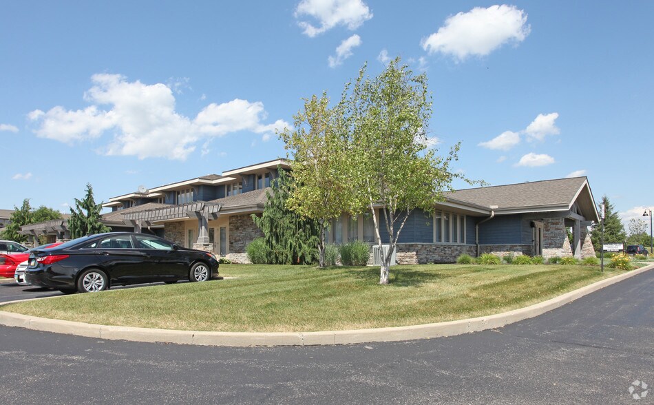 70-84 Remick Blvd, Springboro, OH à vendre - Photo du bâtiment - Image 3 de 36