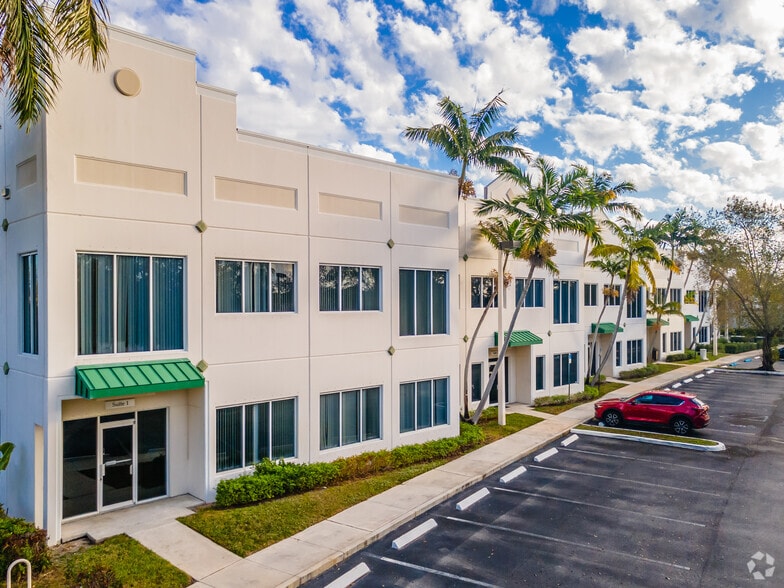 1141 S Rogers Cir, Boca Raton, FL for lease - Primary Photo - Image 1 of 14