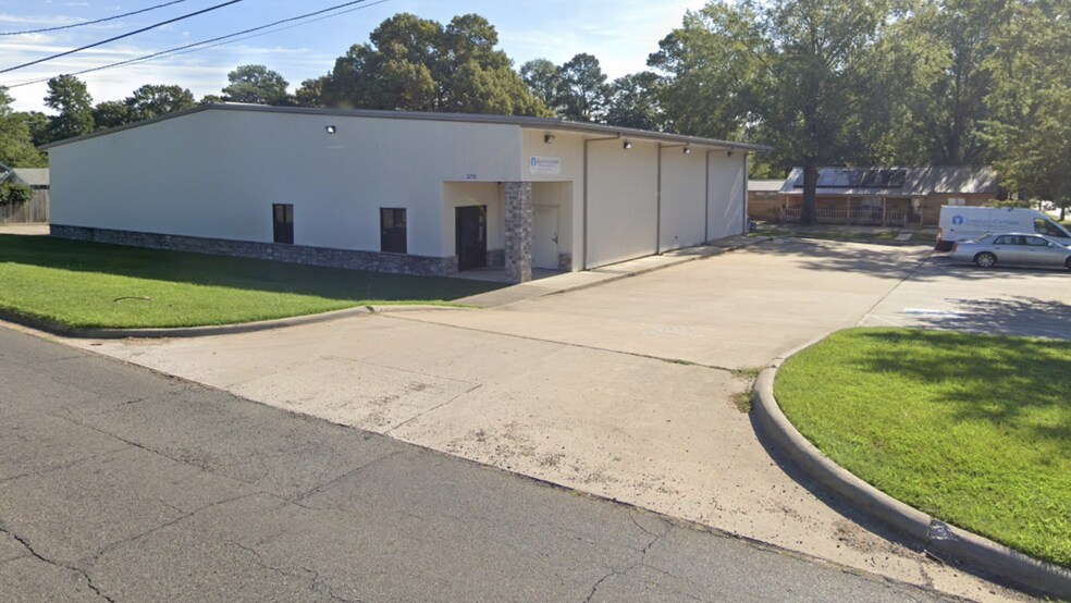 3710 Jefferson Ave, Texarkana, AR à louer - Photo du bâtiment - Image 1 de 10