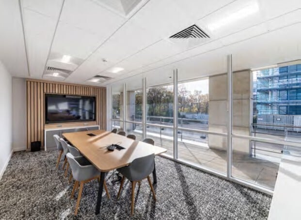 450-500 Silbury Blvd, Milton Keynes for lease - Building Photo - Image 2 of 10