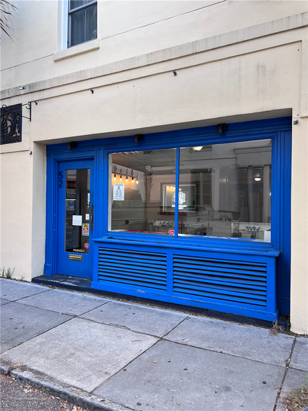 52 Wentworth St, Charleston, SC à vendre - Photo du bâtiment - Image 3 de 9