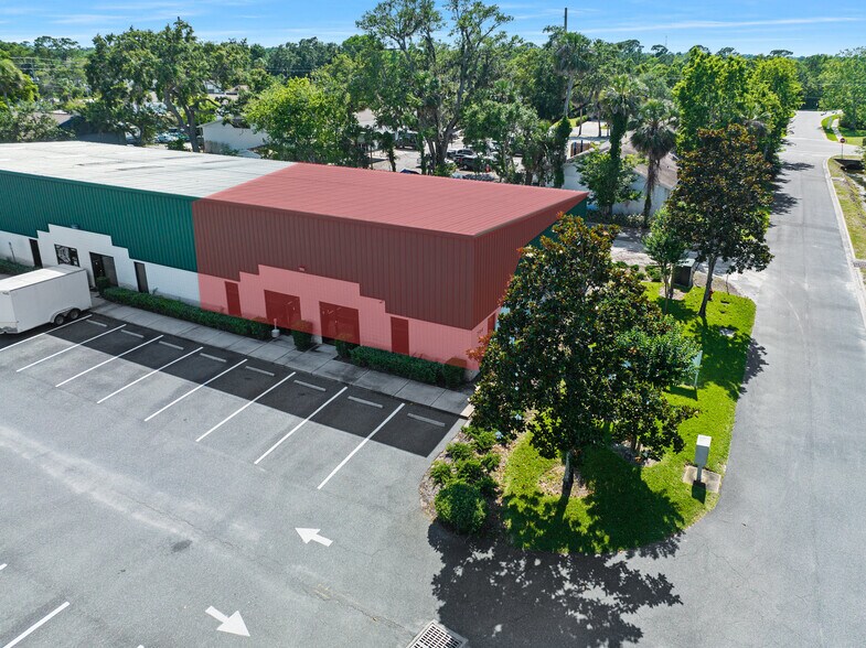 794 Sanders Rd, Port Orange, FL for lease - Building Photo - Image 1 of 17