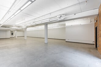 140 NW 4th Ave, Portland, OR à vendre Photo intérieure- Image 1 de 2