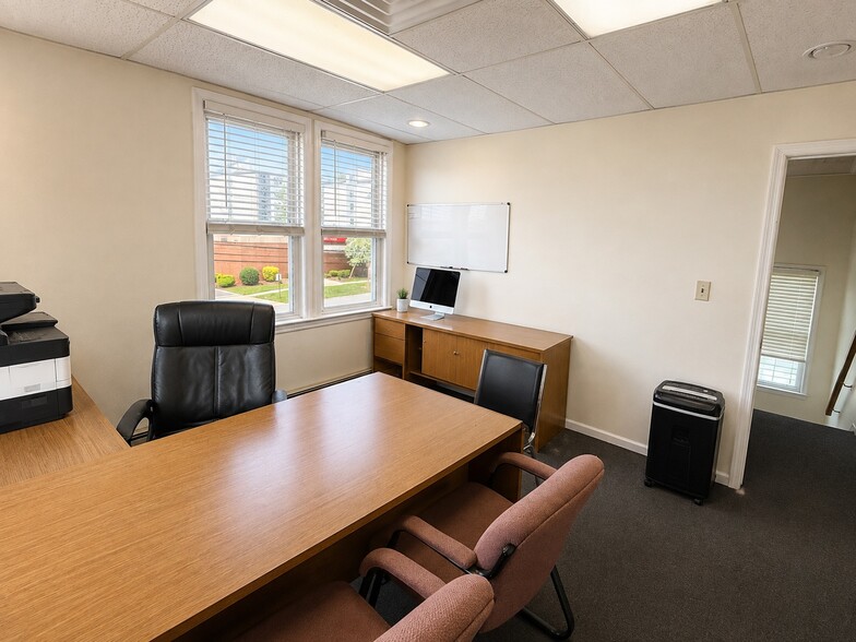 528 Rahway Ave, Woodbridge, NJ for lease - Building Photo - Image 3 of 5