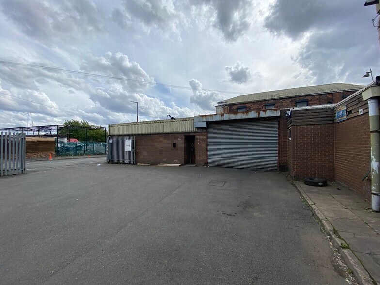 37 Grice St, West Bromwich à louer - Photo du bâtiment - Image 2 de 2