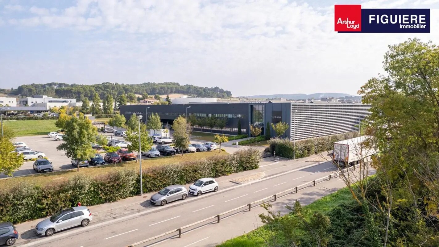 545 Rue Henri Delaunay, Aix-en-Provence à vendre Photo du bâtiment- Image 1 de 10