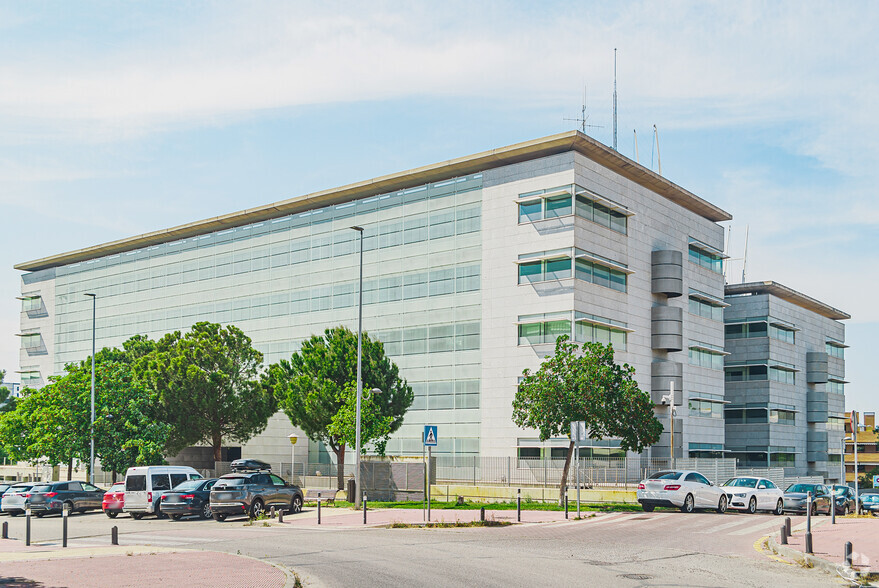 Calle Anabel Segura, 7, Alcobendas, Madrid for lease - Primary Photo - Image 1 of 4