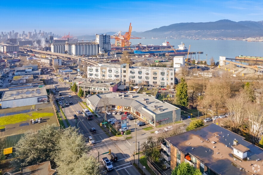 2073-2099 Dundas St, Vancouver, BC for lease - Aerial - Image 3 of 3